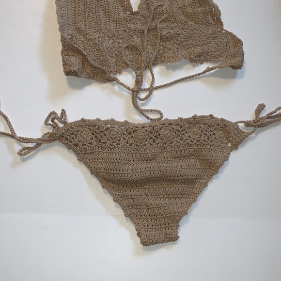 🆕 Handmade Tan Crocheted Bikini - Women’s Size XS - Picture 6 of 7